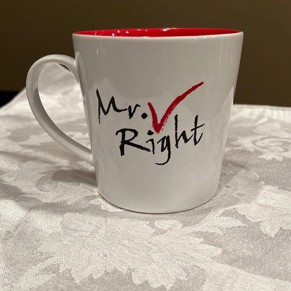 ❤️ Mr. Right Ceramic mug Microwave and Dishwasher safe. Coffee tea LIKE NEW - Picture 1 of 7